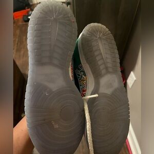 nike dunk foam finger